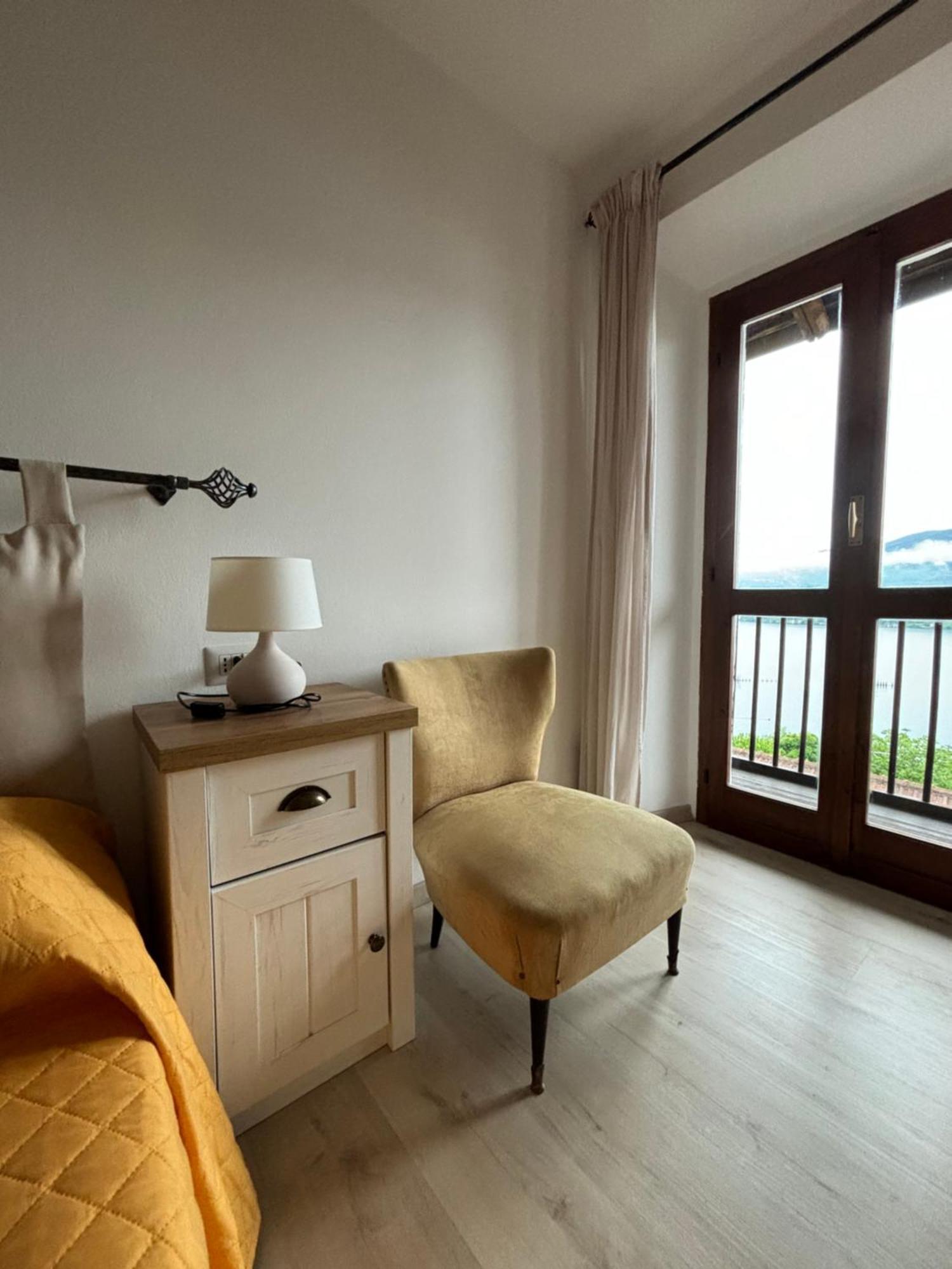 Casa Zoe Apartment Ameno Exterior photo