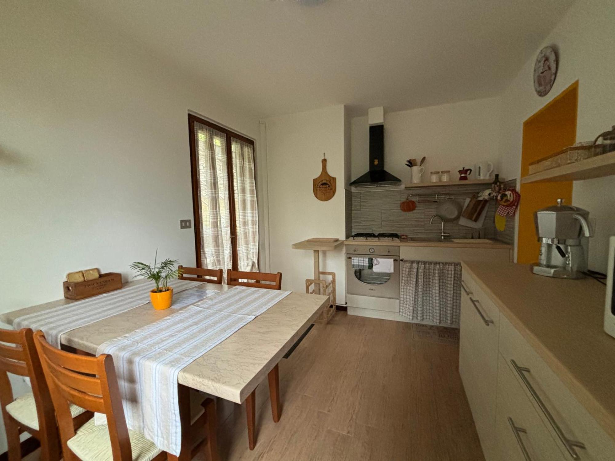 Casa Zoe Apartment Ameno Exterior photo