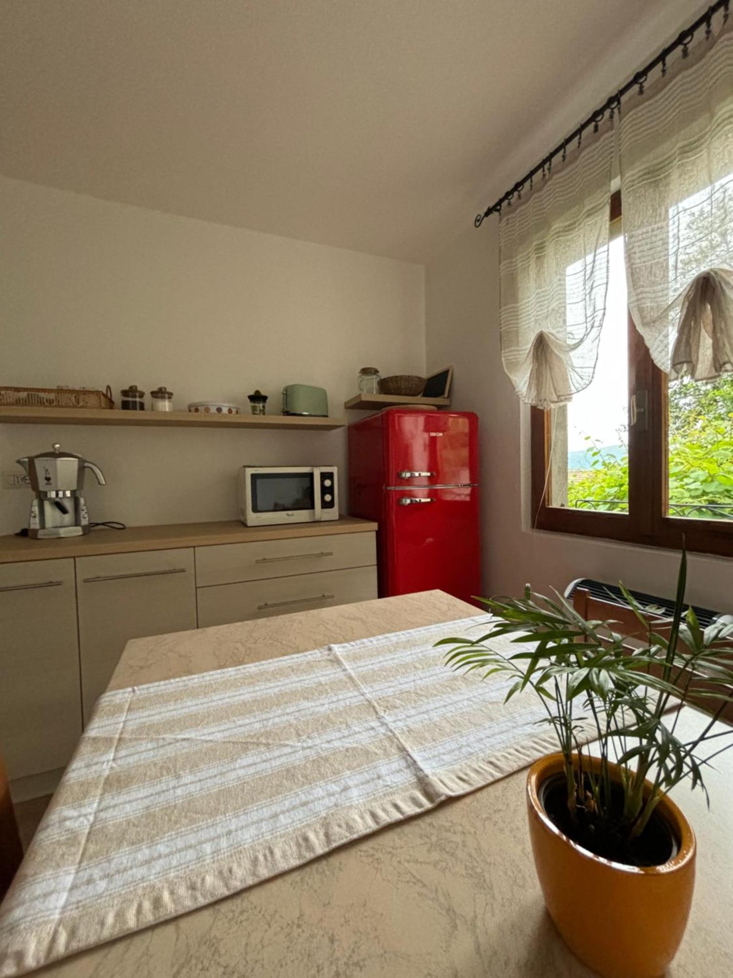 Casa Zoe Apartment Ameno Exterior photo